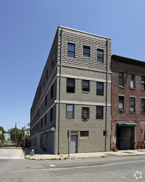 14 Hedden Pl, East Orange, NJ for sale - Primary Photo - Image 1 of 1