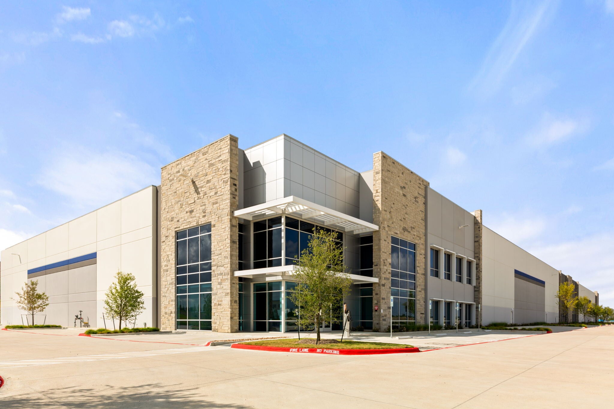 11653 Decker Ln, Austin, TX for lease Interior Photo- Image 1 of 30