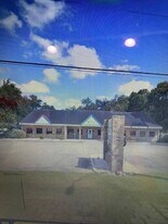 310 FM 517 W rd, Dickinson TX - Live-Work Space