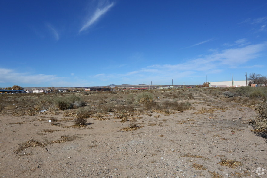 611 Coors Blvd NW, Albuquerque, NM for sale - Primary Photo - Image 1 of 4