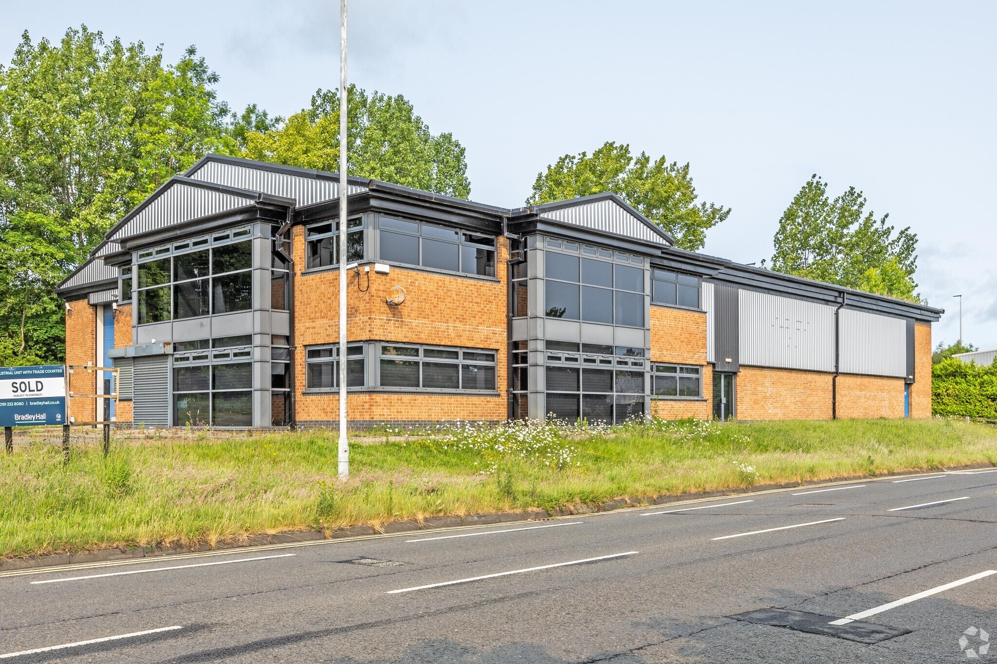 Dukesway, Gateshead for lease Primary Photo- Image 1 of 3