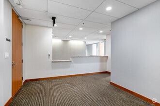 2021 Santa Monica Blvd, Santa Monica, CA for lease Interior Photo- Image 2 of 10