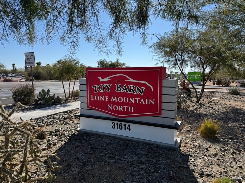 31606 N Cave Creek Rd, Cave Creek, AZ for sale - Primary Photo - Image 1 of 40