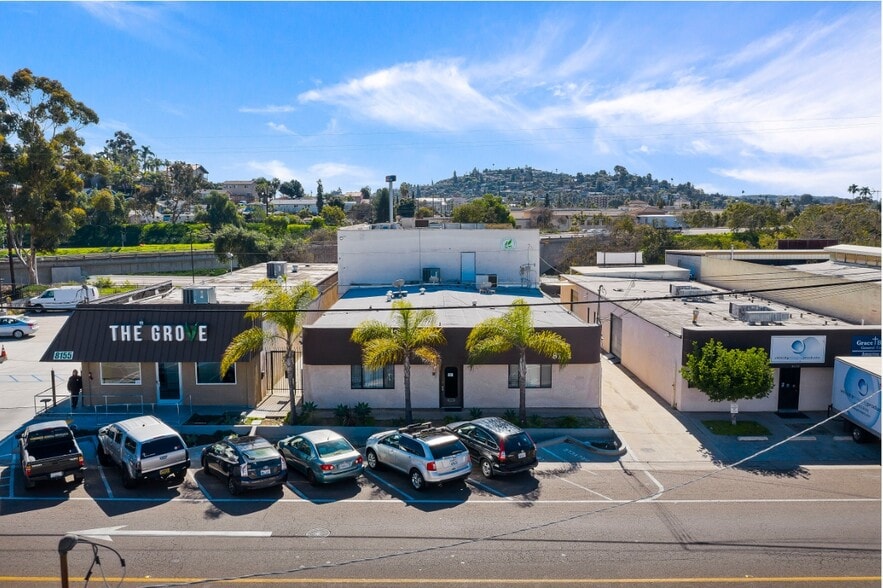 8141 Center St, La Mesa, CA 91942