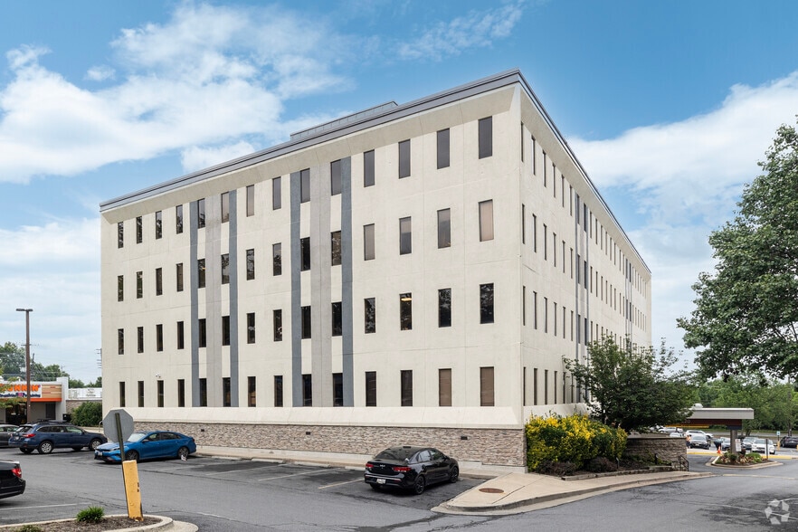 16220 Frederick Rd, Gaithersburg, MD for lease - Building Photo - Image 2 of 6