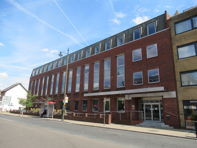 131-137 Alexandra Rd, London for lease - Building Photo - Image 1 of 5