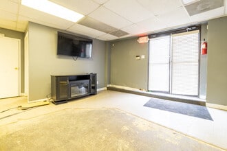 454 W 8th Ave, West Homestead, PA for sale Interior Photo- Image 2 of 13