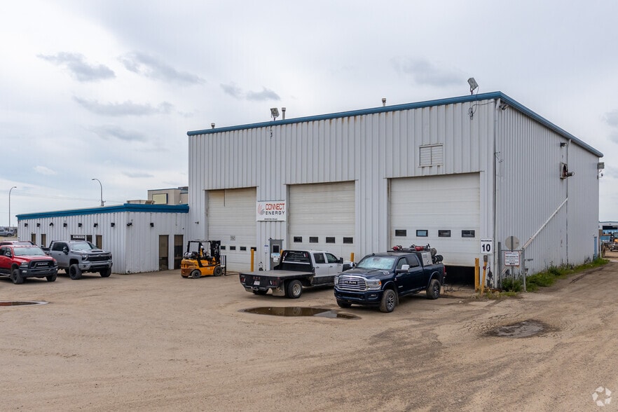 2002 5th St, Nisku, AB for sale - Primary Photo - Image 1 of 3