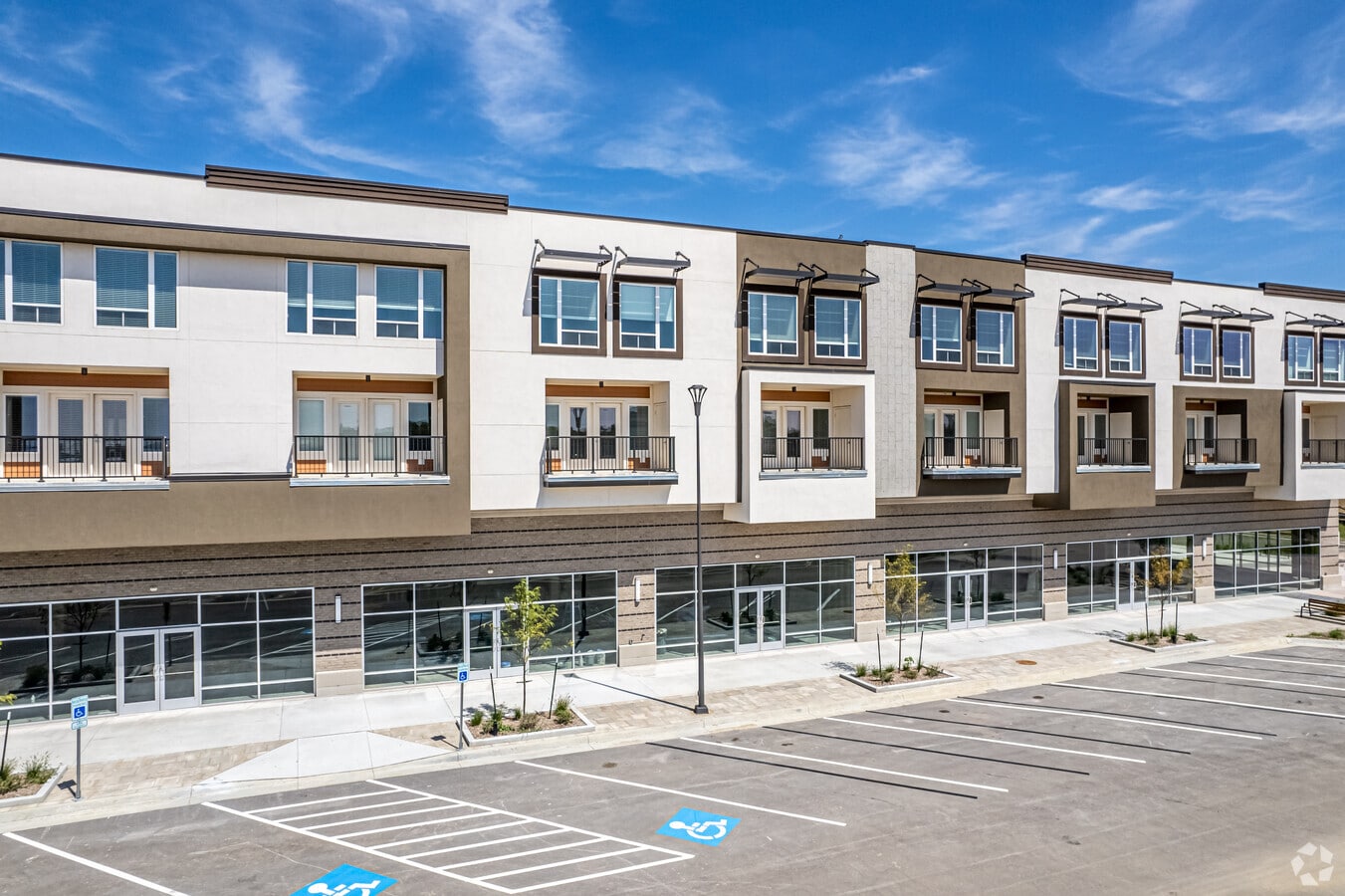 8660 N Wyandotte St, Kansas City, MO 64155 Woodstone at Metro North