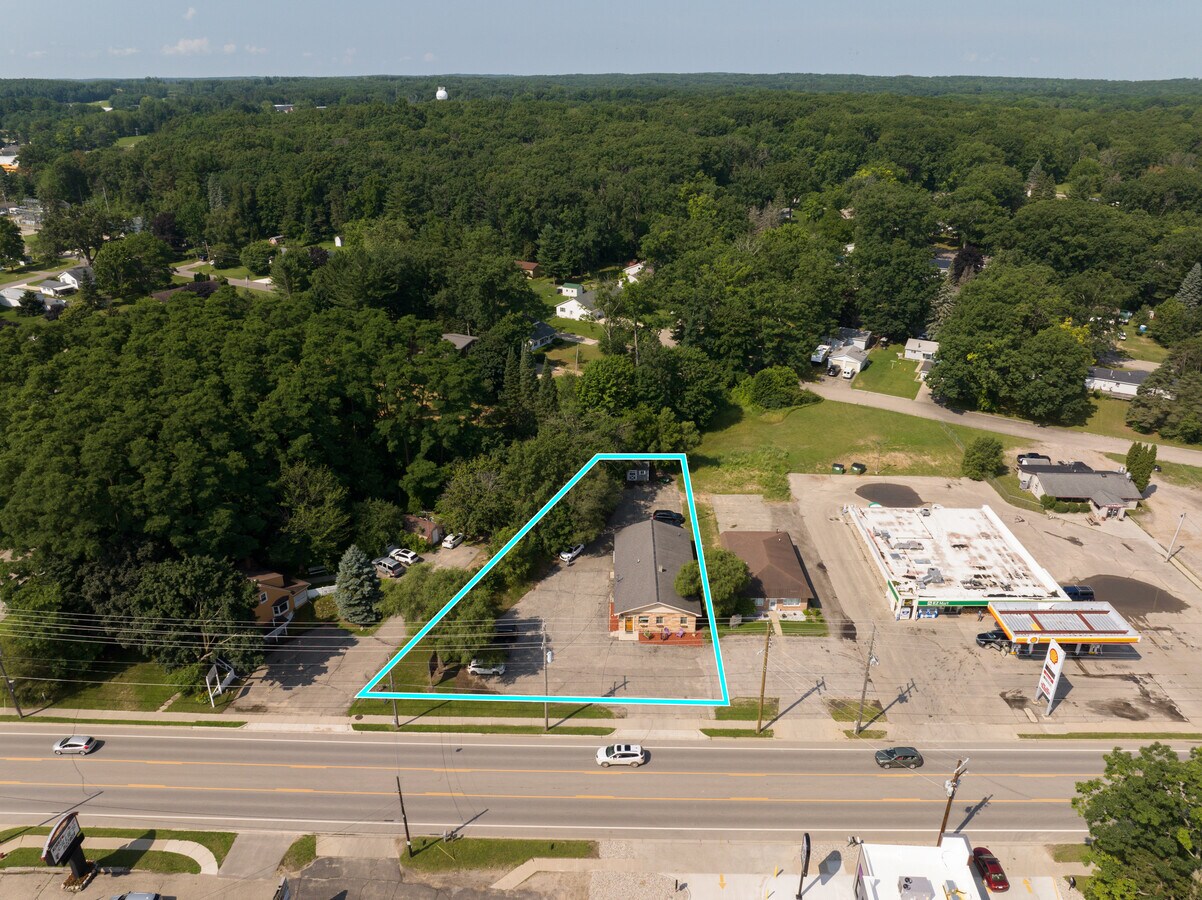 695 N First St, Harrison, MI 48625 Office for Sale