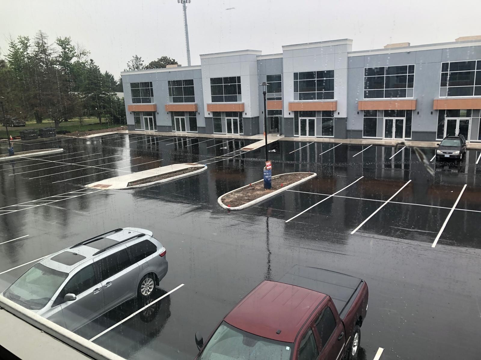 1038 Garner Rd W, Hamilton, ON for lease Building Photo- Image 1 of 17