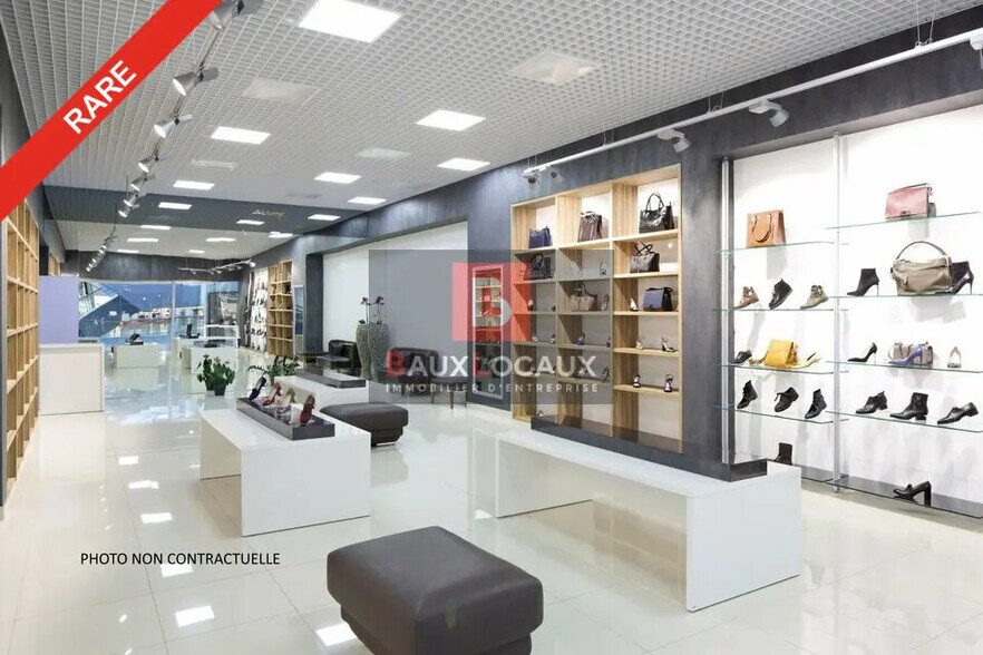 Retail in Vaison-la-Romaine for lease - Interior Photo - Image 1 of 1