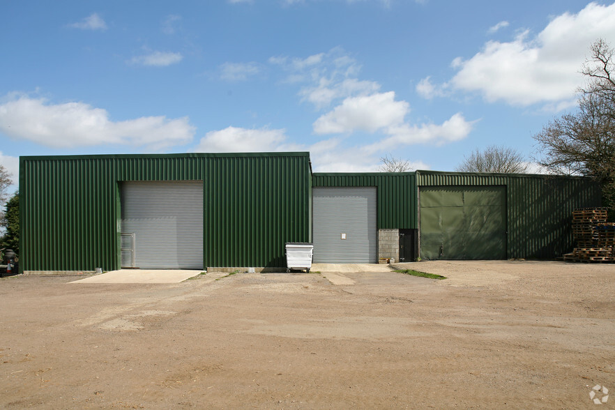 Hollybush Ln, Knebworth for lease - Building Photo - Image 3 of 4