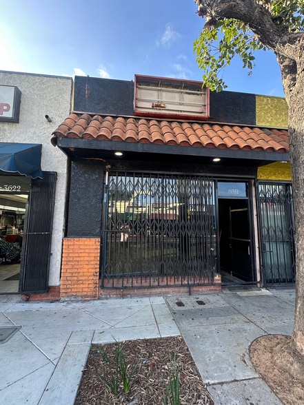 3618 Tweedy Blvd, South Gate, CA for lease - Primary Photo - Image 1 of 7