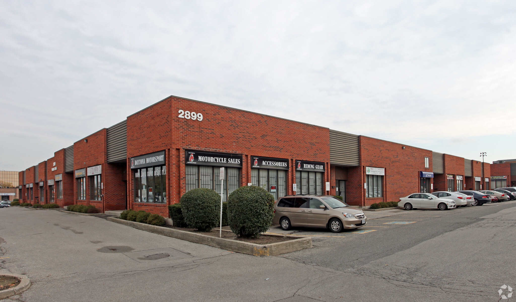 2899 Steeles Ave W, Toronto, ON for sale Primary Photo- Image 1 of 1