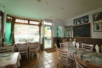 28 Milton Rd, Westcliff On Sea for lease Interior Photo- Image 2 of 6