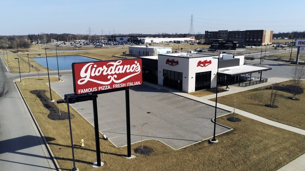 10180 Diebold Rd, Fort Wayne, IN for sale - Building Photo - Image 2 of 8