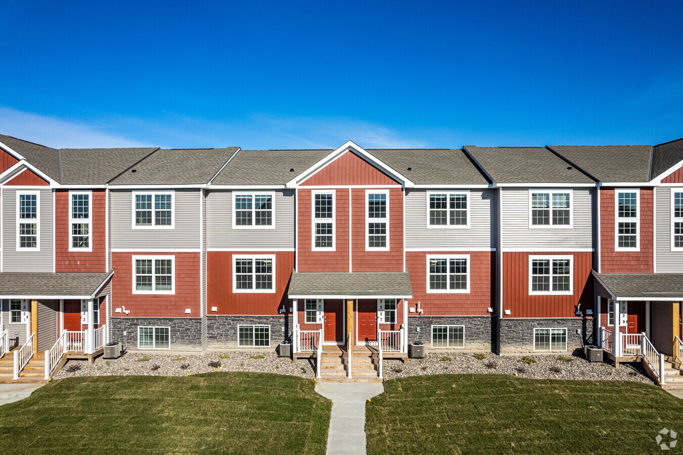 9713 95th Pl, Maple Grove, MN 55369 Avery Park