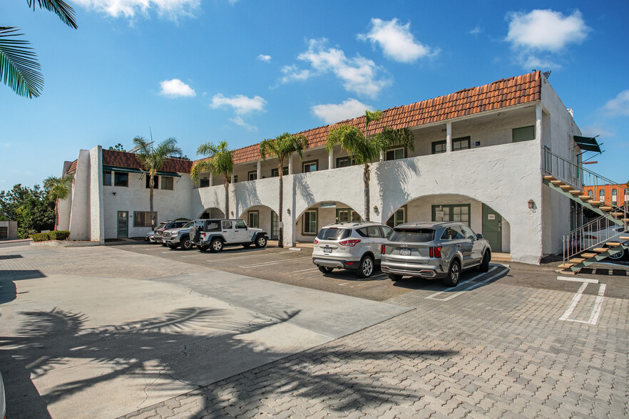 2170 S El Camino Real, Oceanside, CA for sale - Building Photo - Image 3 of 39