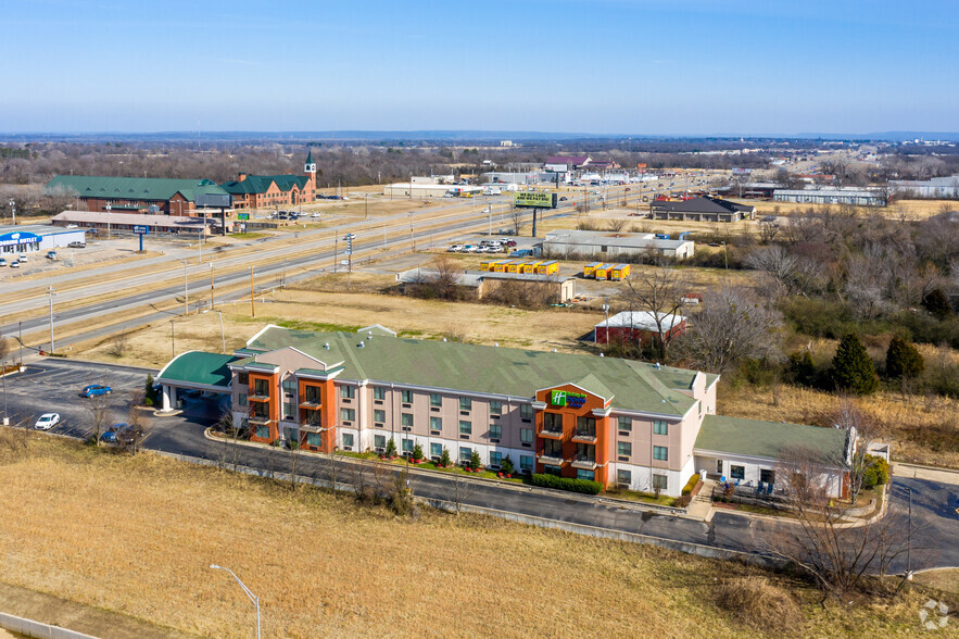 2701 W Shawnee St, Muskogee, OK for sale - Building Photo - Image 3 of 22