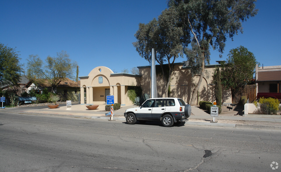 711 S 6th Ave, Tucson, AZ for sale - Building Photo - Image 2 of 5