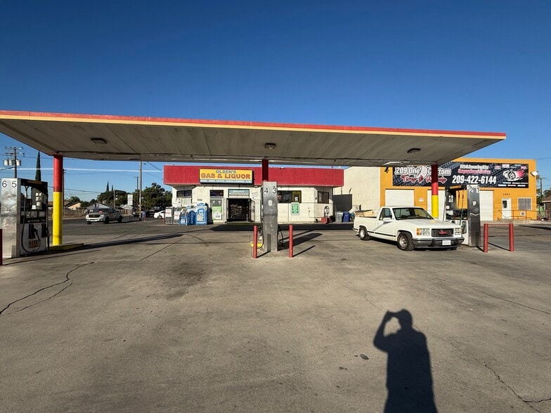 1541 Crows Landing Rd, Modesto, CA for sale - Building Photo - Image 2 of 7