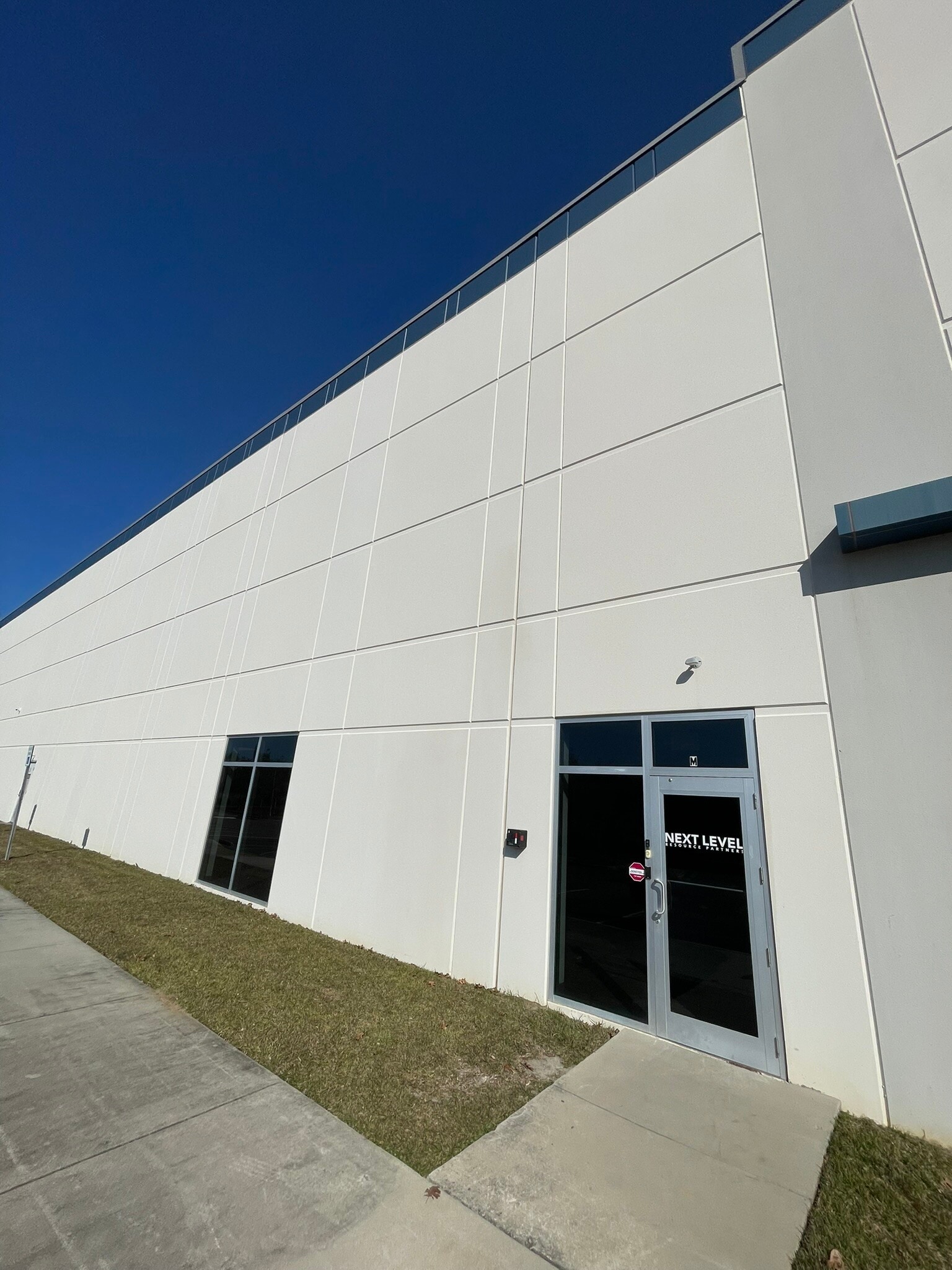 9004 Sightline Dr, Ladson, SC for lease Building Photo- Image 1 of 6