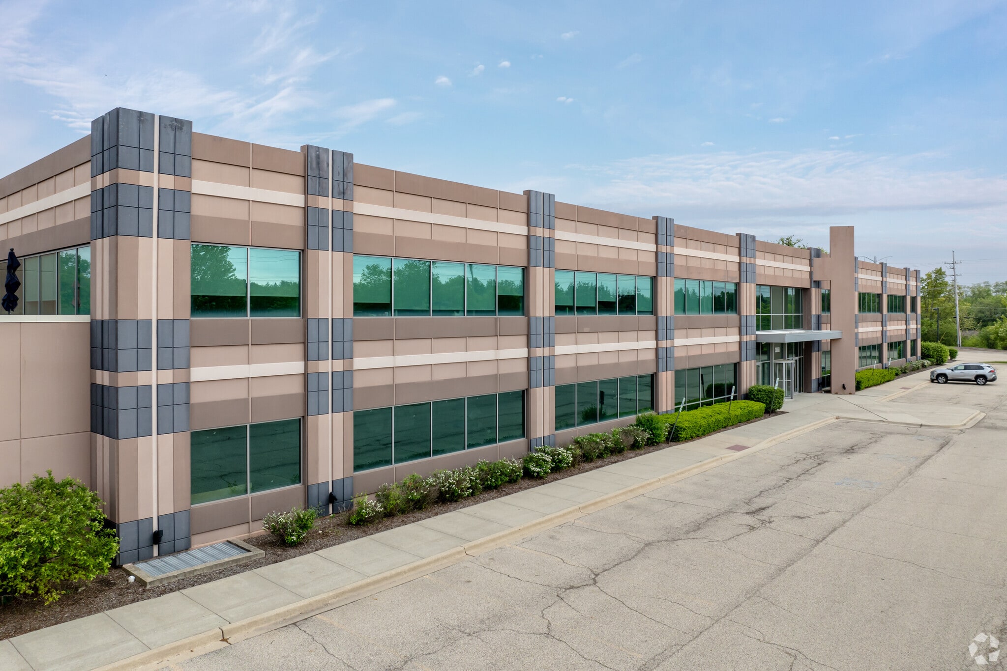 28160 W Northwest Hwy, Lake Barrington, IL for lease Building Photo- Image 1 of 11