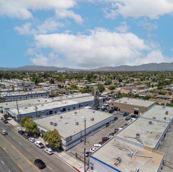13201-13209 Saticoy St, North Hollywood, CA for sale - Building Photo - Image 3 of 11