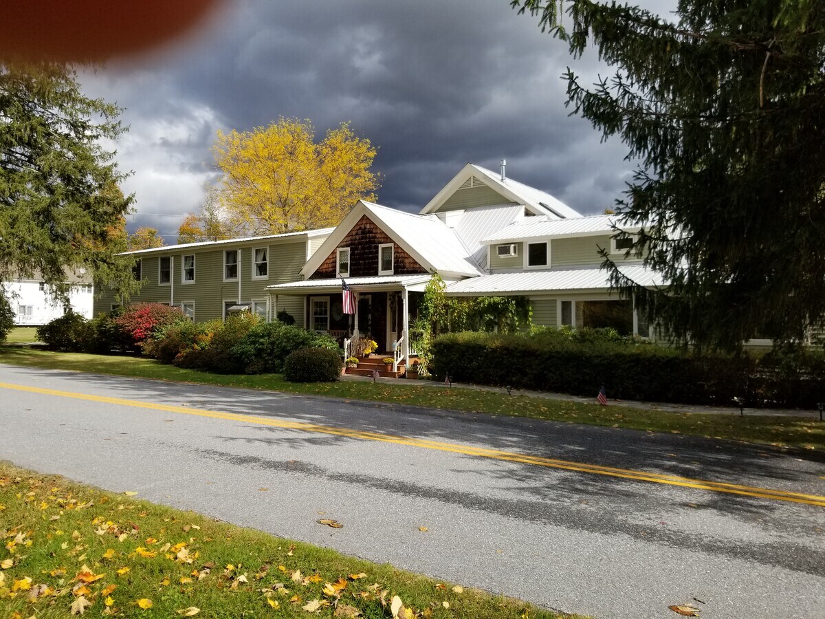 3402 Sandgate Rd, Sandgate, VT 05250
