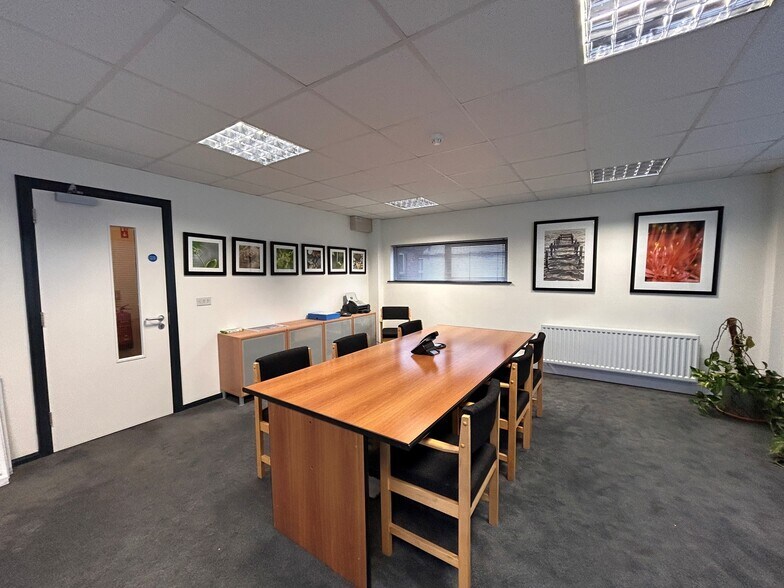 128A Eglantine Av, Belfast for sale - Building Photo - Image 2 of 5