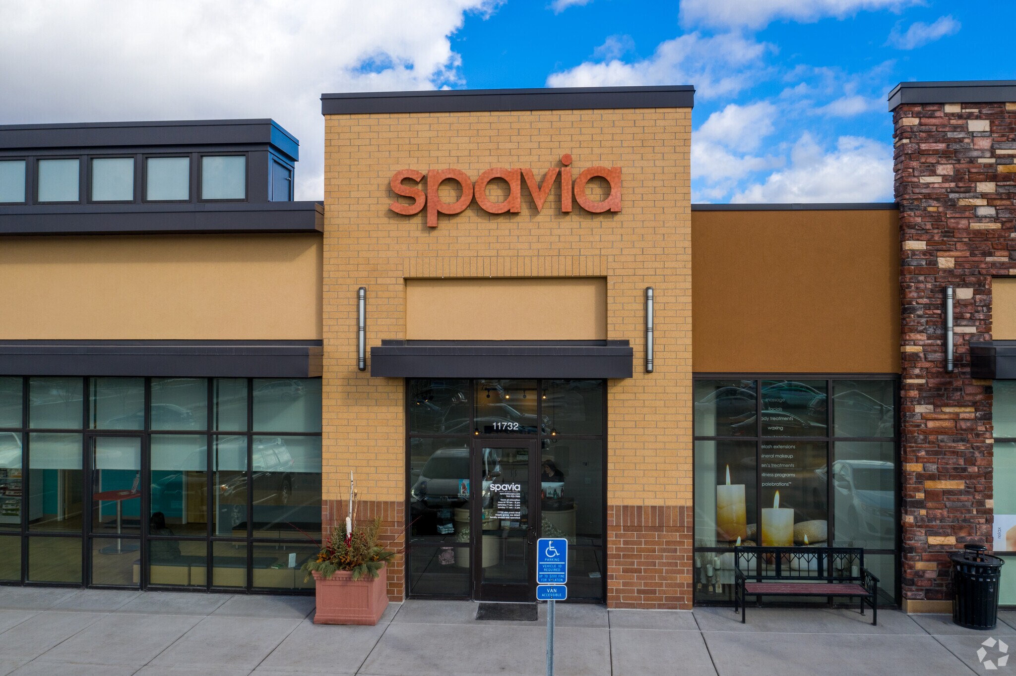 11700 Elm Creek Blvd N, Maple Grove, MN 55369 The Village Arbor Lakes