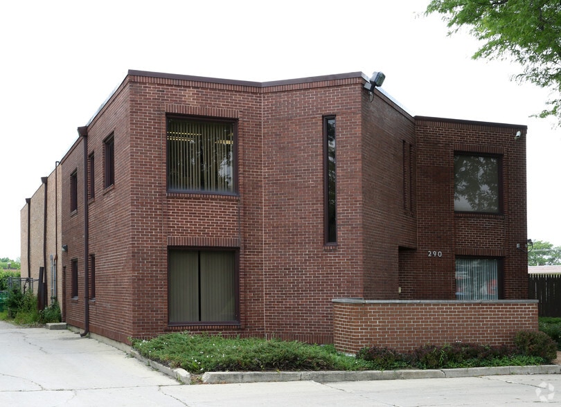 290 S Main Pl, Carol Stream, IL 60188