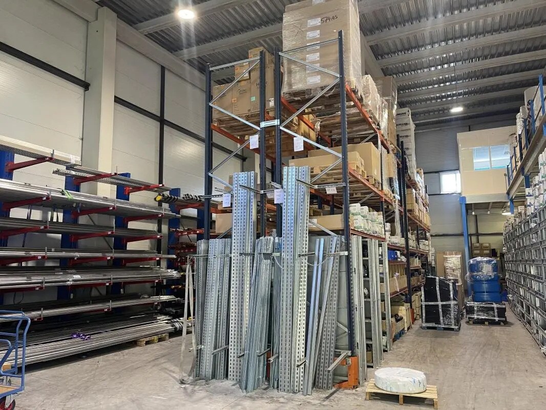 Flex in Montpellier for lease Interior Photo- Image 1 of 10