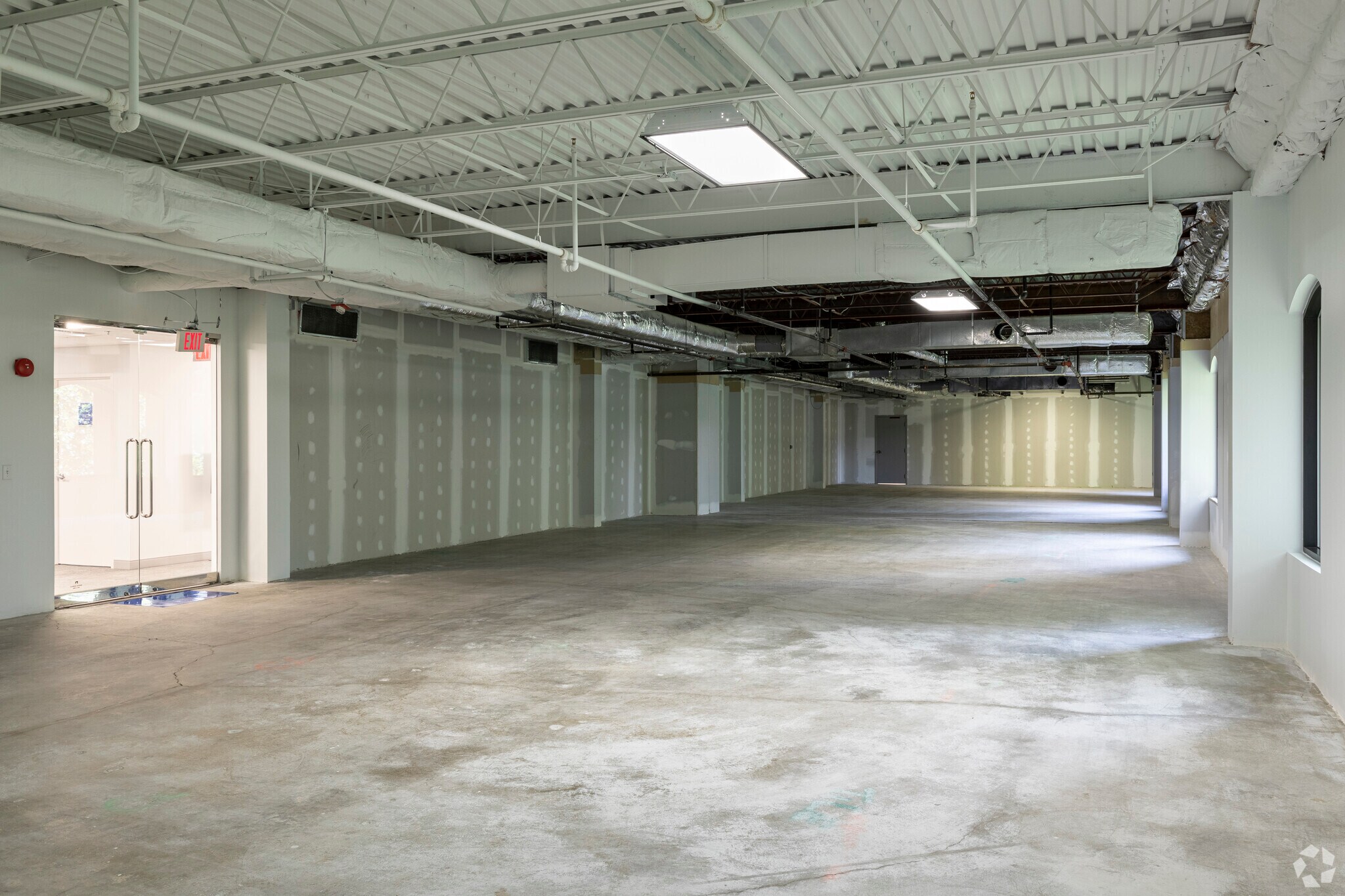 6800 Versar Ctr, Springfield, VA for lease Interior Photo- Image 1 of 1