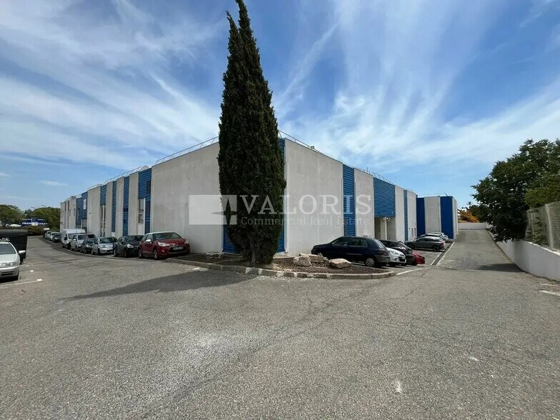 Office in Vitrolles for lease - Building Photo - Image 1 of 1