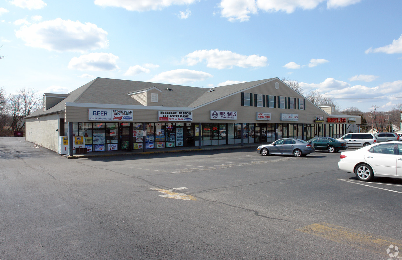 2828 W Main St, Norristown, PA 19403 - Ridgeway Shopping Center ...