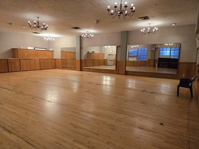 714 SW 11th Ave, Portland, OR for lease - Building Photo - Image 1 of 26