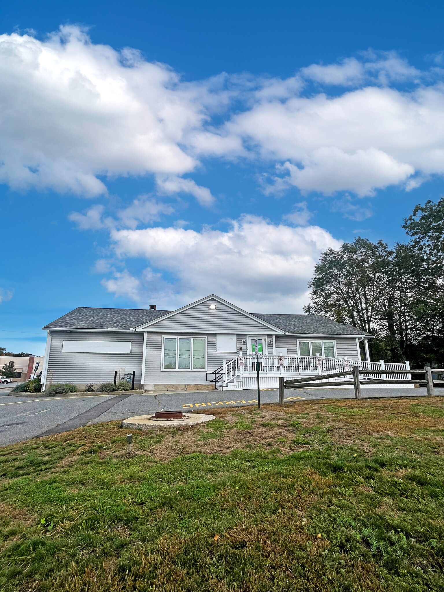 547 Broadway, Methuen, MA for lease Building Photo- Image 1 of 4