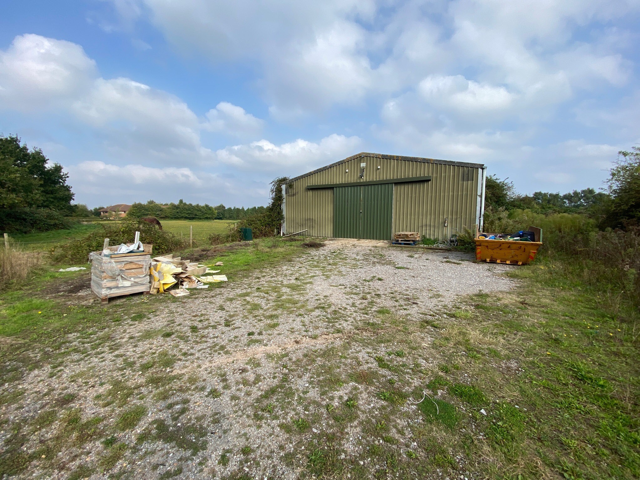 Satchell Ln, Southampton for sale Primary Photo- Image 1 of 1