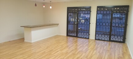 801-855 W San Marcos Blvd, San Marcos, CA for lease Interior Photo- Image 2 of 4