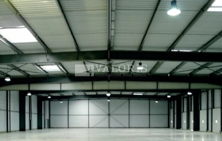 Flex in Marignane for sale - Building Photo - Image 3 of 14