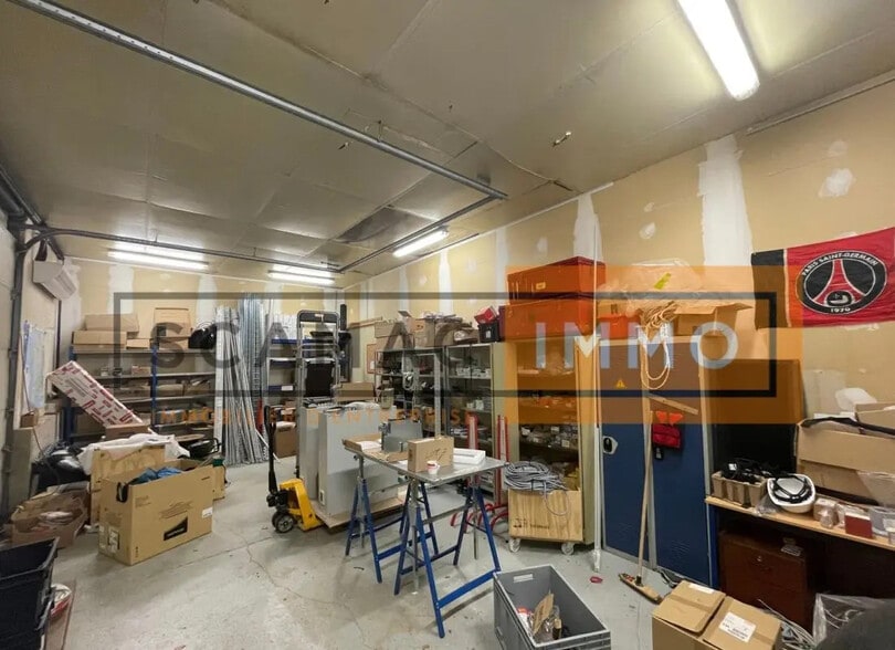 Flex in Quincy-Voisins for sale - Building Photo - Image 2 of 12