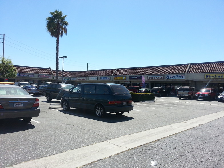 13902-13918 Francisquito Ave, Baldwin Park, CA for lease - Building Photo - Image 1 of 7