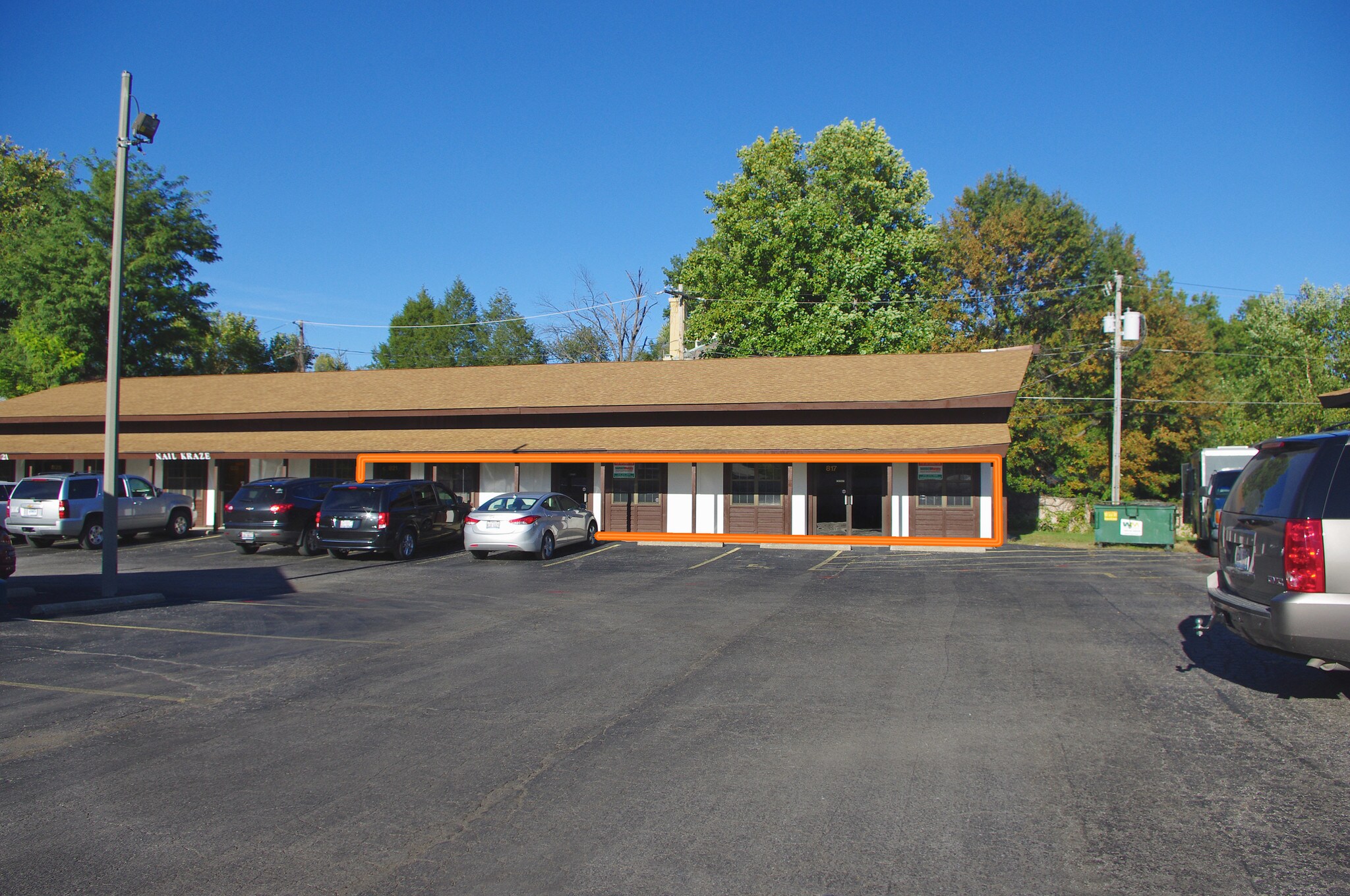 817823 S Belt W, Belleville, IL 62220 Building 2