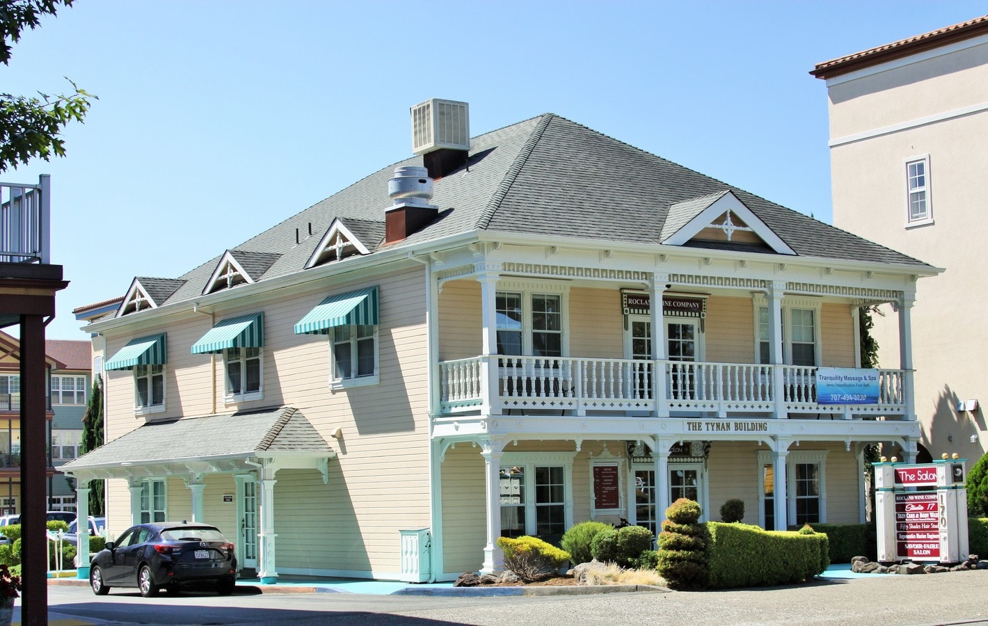 170 Windsor River Rd, Windsor, CA 95492