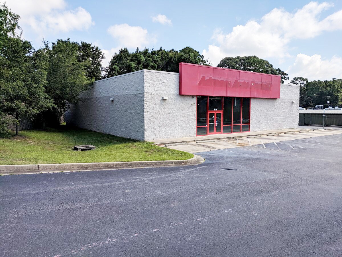 3926 Cottage Hill Rd, Mobile, AL for sale Building Photo- Image 1 of 1