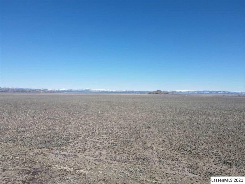 518-300 Highway 395, Ravendale, CA for sale - Primary Photo - Image 1 of 1