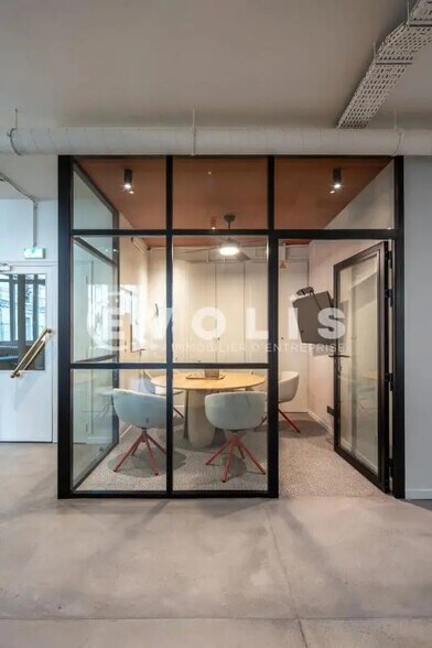 Office in Paris for lease - Interior Photo - Image 3 of 19