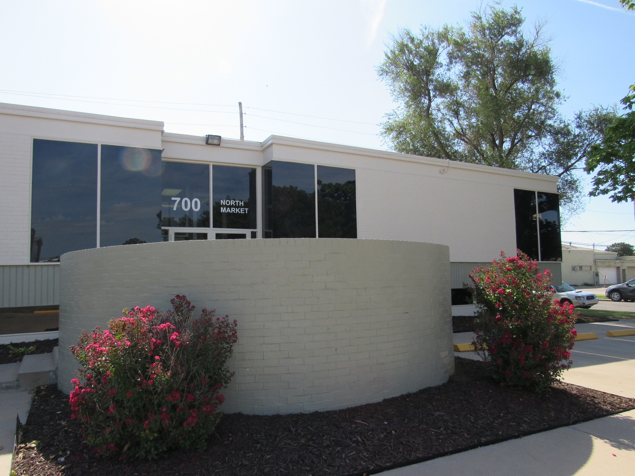 700-702 N Market St, Wichita, KS for sale Building Photo- Image 1 of 1